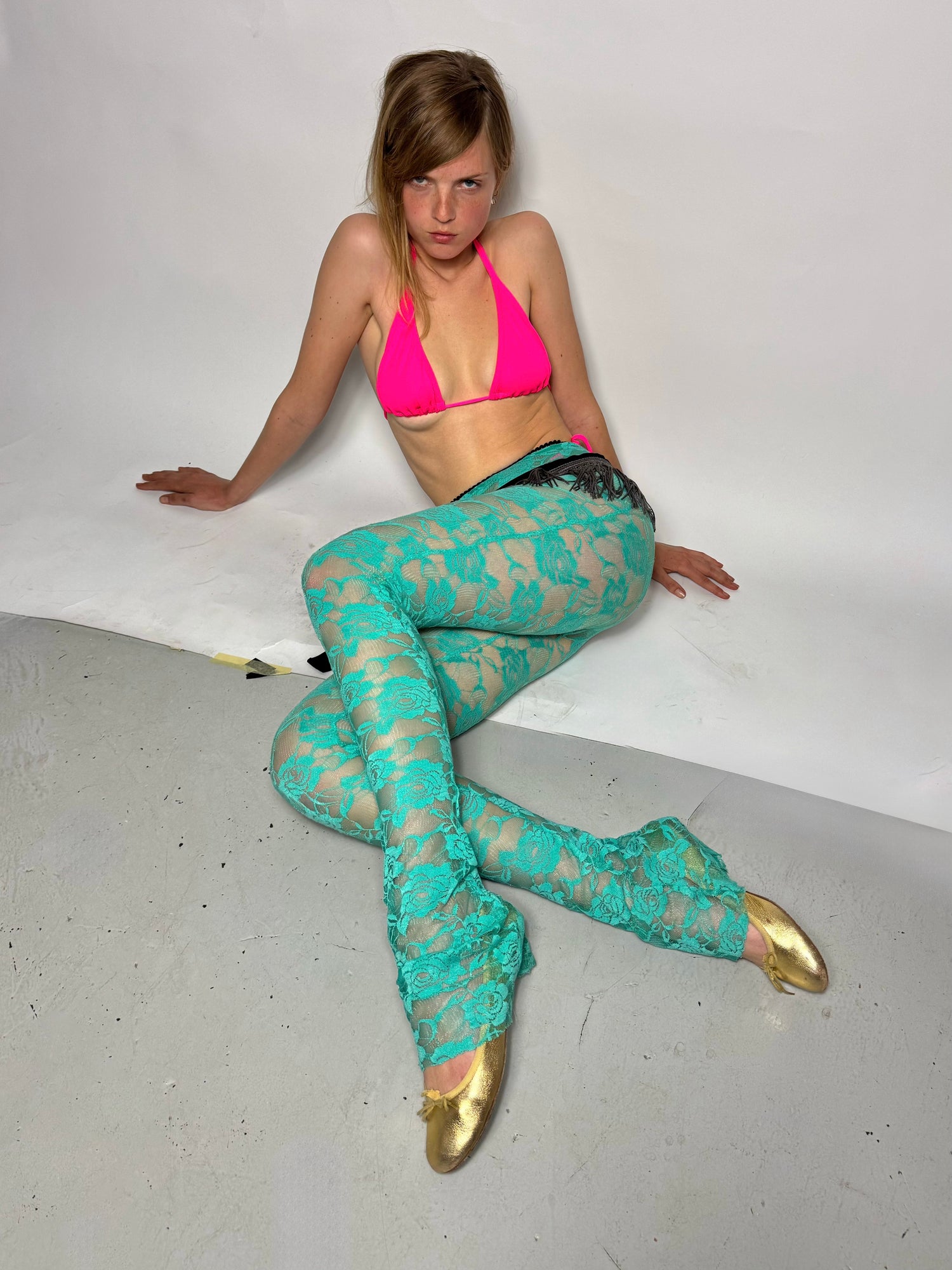 NYLONS (2025)