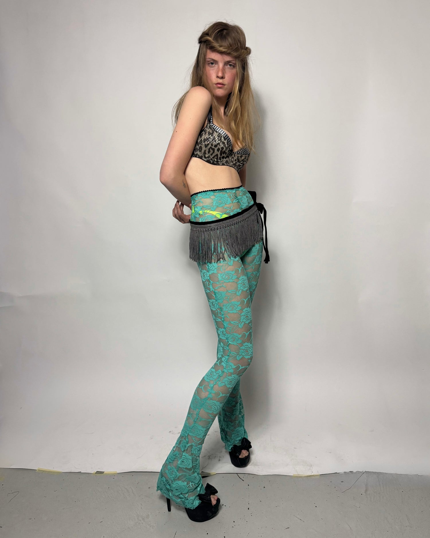 NYLONS (2025)